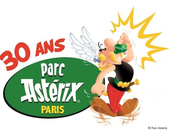 Logo del 30 aniversario del Parque Astérix