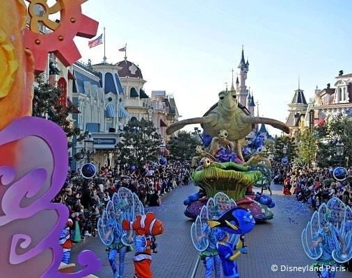 Desfile para niños en Disneyland Paris
