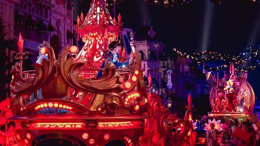 Desfile de Navidad en Disneyland Paris