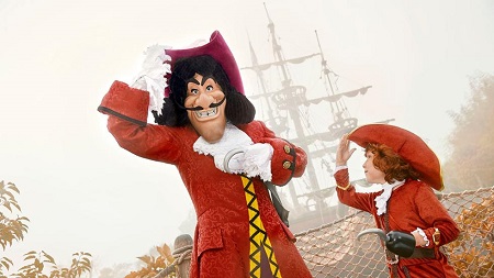 Capitán Garfio durante Halloween en Disneyland Paris