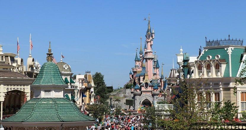 Eje central del parque Disneyland