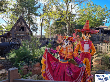 Celebración de El Dia de los Muertos durante Halloween en Disneyland Paris