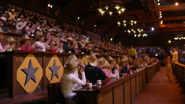 Gradas de la cena-espectáculo en Buffalo Bill’s Wild West Show