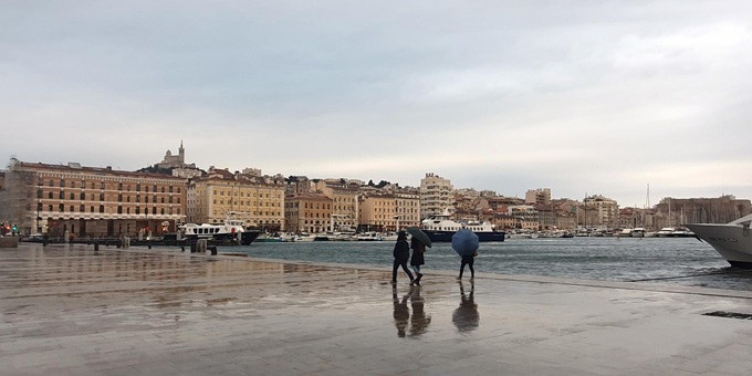 Día de lluvia en Marsella
