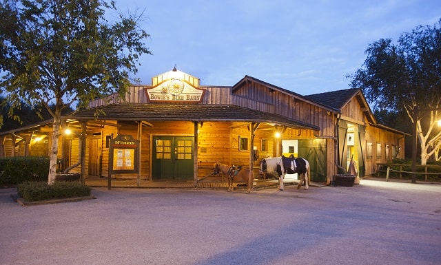 Paseo en pony en el hotel Davy Crockett Ranch de Disneyland Paris