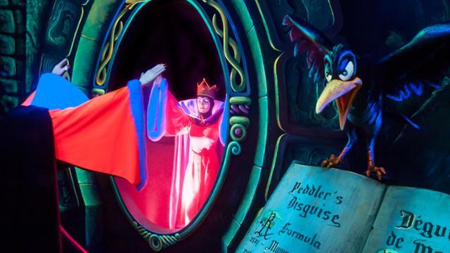 La Reina Malvada en Fantasyland de Disneyland Paris