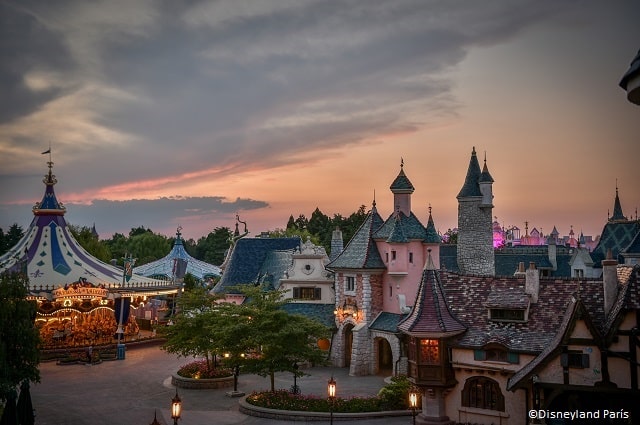 Vistas desde el castillo de la Bella Durmiente de Disneyland Paris